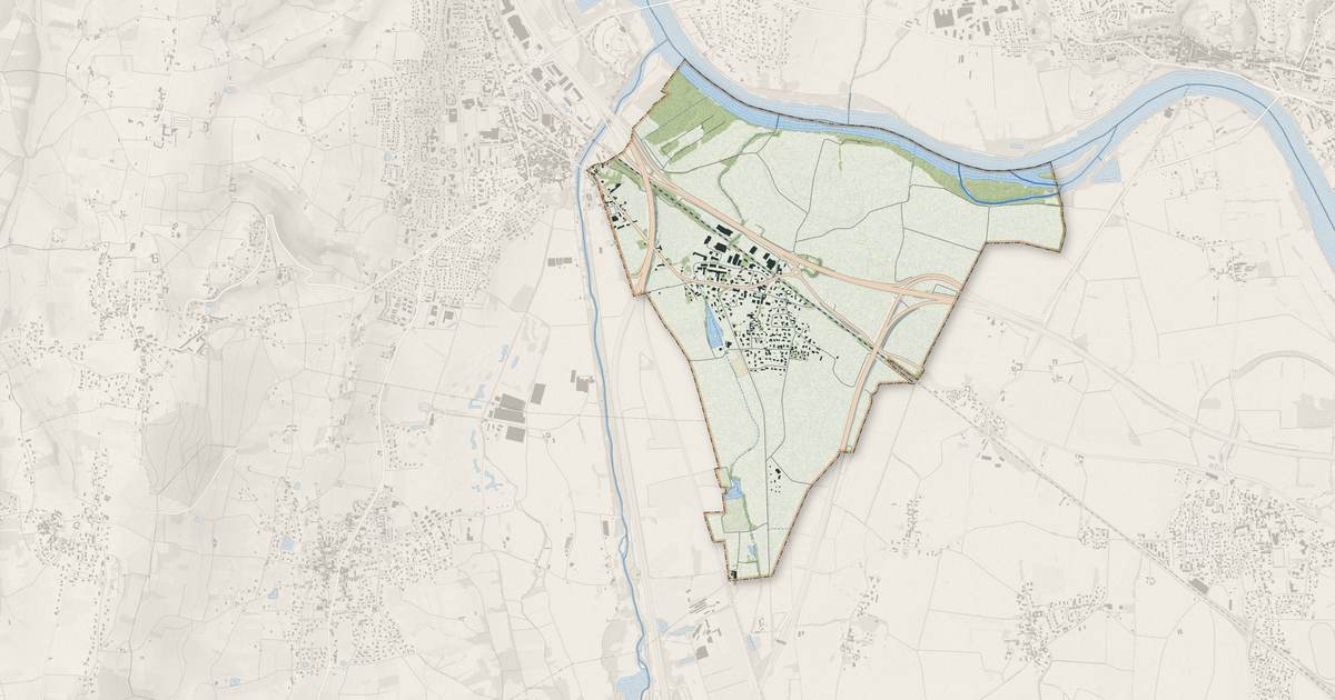 Portrait cartographique de Ambérieux : relief, eau, forêts, bâti et voies, calculés à partir des données de l'IGN