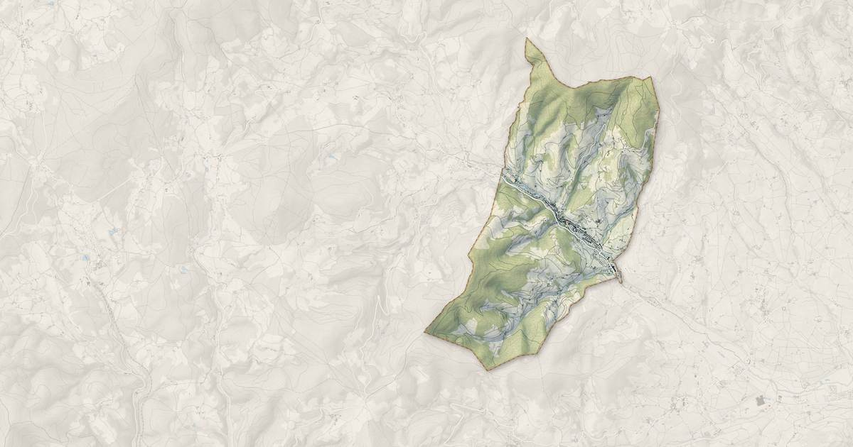 Portrait cartographique de Beaujeu : relief, eau, forêts, bâti et voies, calculés à partir des données de l'IGN
