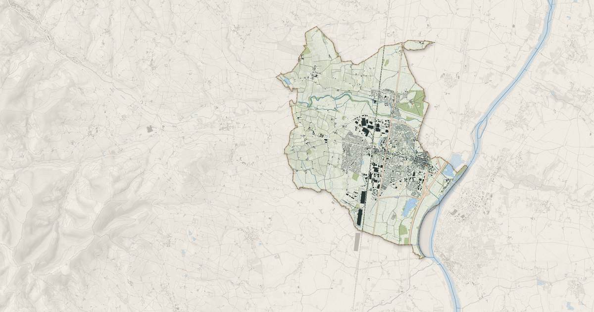 Portrait cartographique de Belleville-en-Beaujolais : relief, eau, forêts, bâti et voies, calculés à partir des données de l'IGN