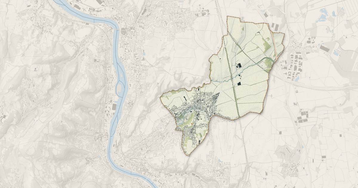 Portrait cartographique de Cailloux-sur-Fontaines : relief, eau, forêts, bâti et voies, calculés à partir des données de l'IGN