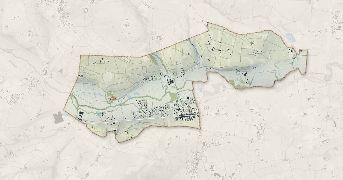 Portrait cartographique de Cercié : relief, eau, forêts, bâti et voies, calculés à partir des données de l'IGN