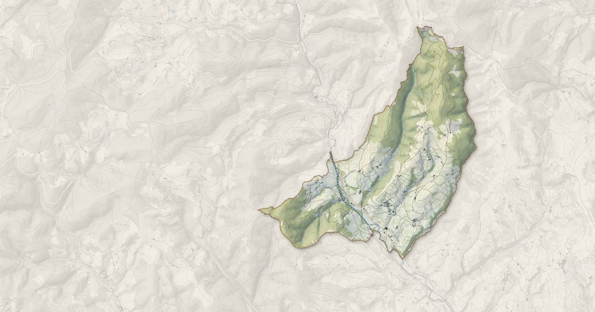 Portrait cartographique de Létra : relief, eau, forêts, bâti et voies, calculés à partir des données de l'IGN