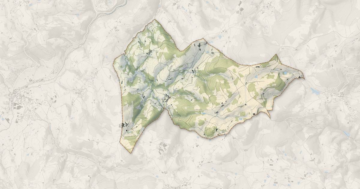 Portrait cartographique de Montromant : relief, eau, forêts, bâti et voies, calculés à partir des données de l'IGN