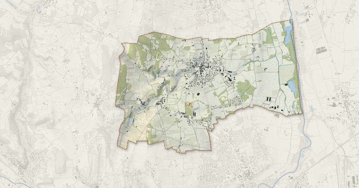 Portrait cartographique de Morancé : relief, eau, forêts, bâti et voies, calculés à partir des données de l'IGN