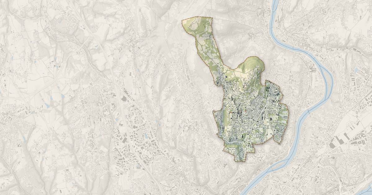 Portrait cartographique de Saint-Cyr-au-Mont-d'Or : relief, eau, forêts, bâti et voies, calculés à partir des données de l'IGN