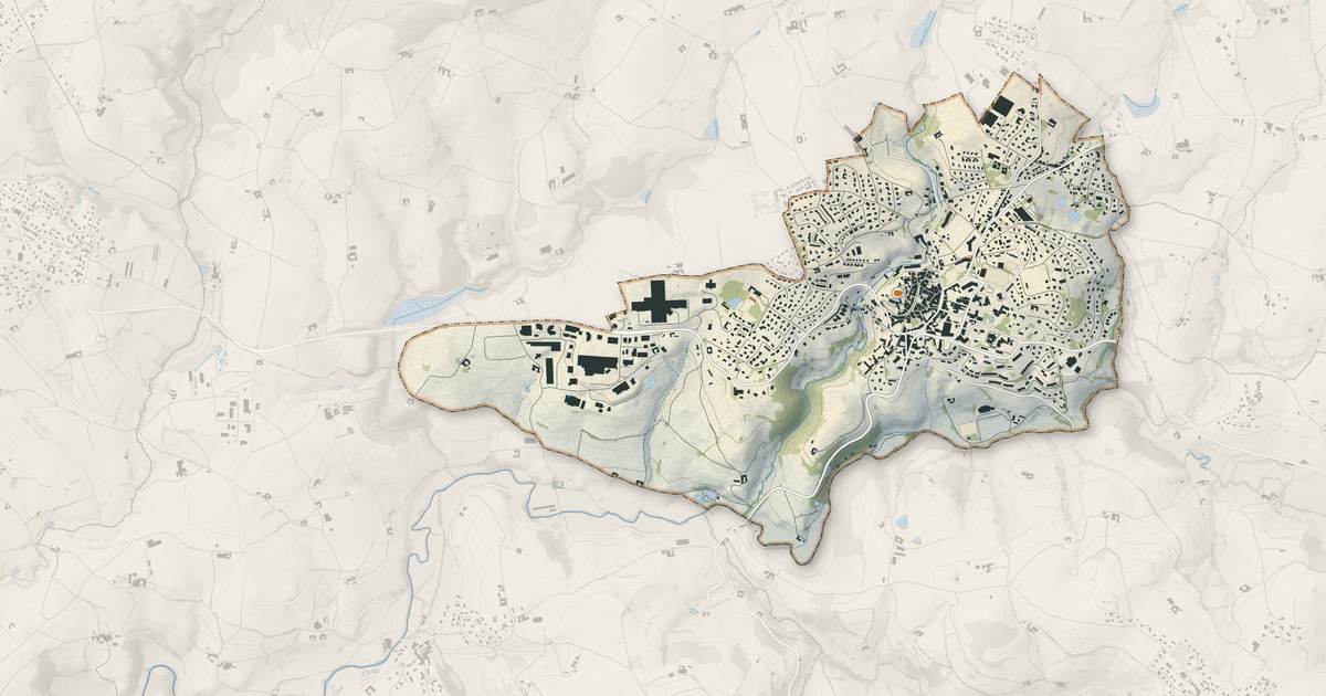Portrait cartographique de Saint-Symphorien-sur-Coise : relief, eau, forêts, bâti et voies, calculés à partir des données de l'IGN