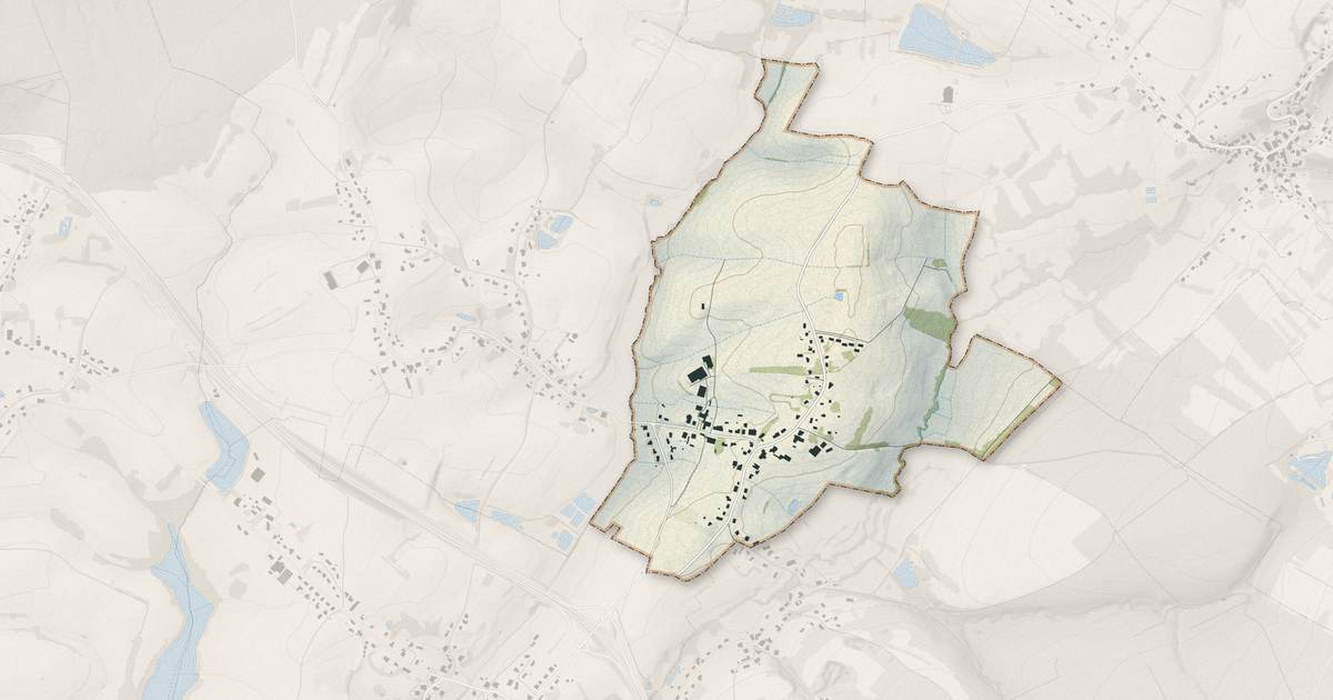 Portrait cartographique de Andornay : relief, eau, forêts, bâti et voies, calculés à partir des données de l'IGN