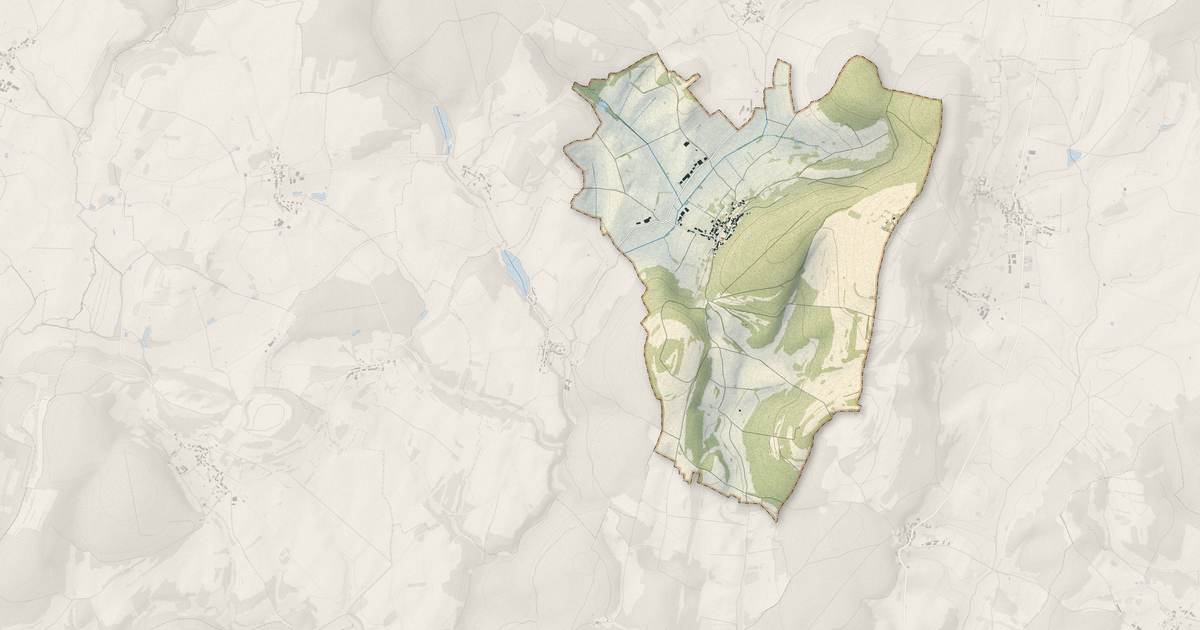 Portrait cartographique de Bourguignon-lès-Morey : relief, eau, forêts, bâti et voies, calculés à partir des données de l'IGN