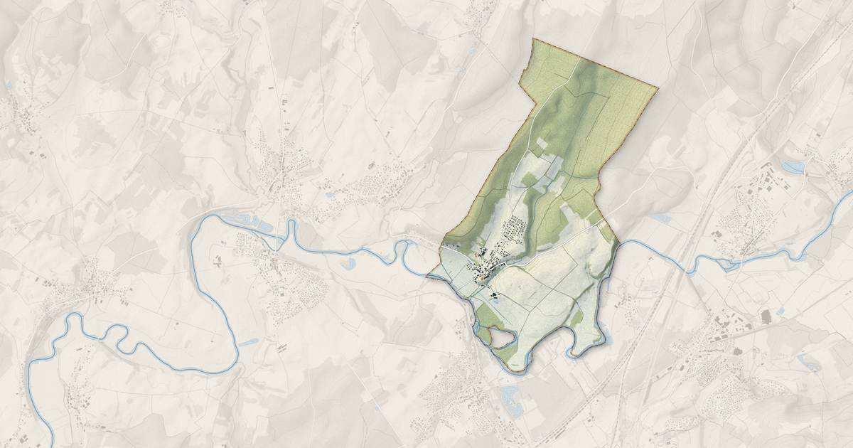 Portrait cartographique de Bussières : relief, eau, forêts, bâti et voies, calculés à partir des données de l'IGN