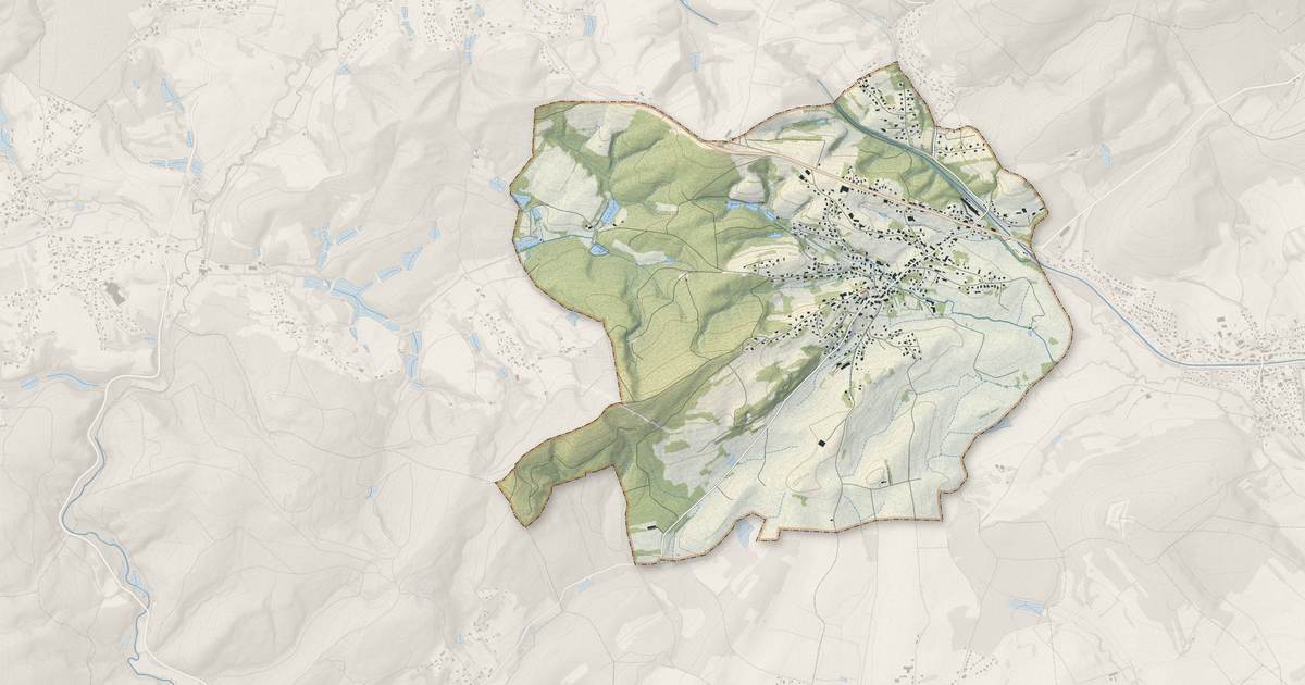 Portrait cartographique de Châlonvillars : relief, eau, forêts, bâti et voies, calculés à partir des données de l'IGN