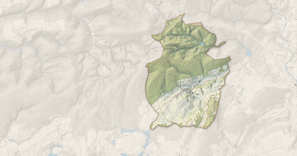 Portrait cartographique de Champey : relief, eau, forêts, bâti et voies, calculés à partir des données de l'IGN