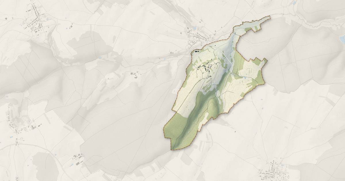 Portrait cartographique de Chauvirey-le-Vieil : relief, eau, forêts, bâti et voies, calculés à partir des données de l'IGN