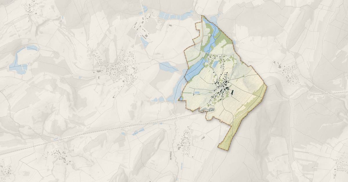 Portrait cartographique de Chavanne : relief, eau, forêts, bâti et voies, calculés à partir des données de l'IGN