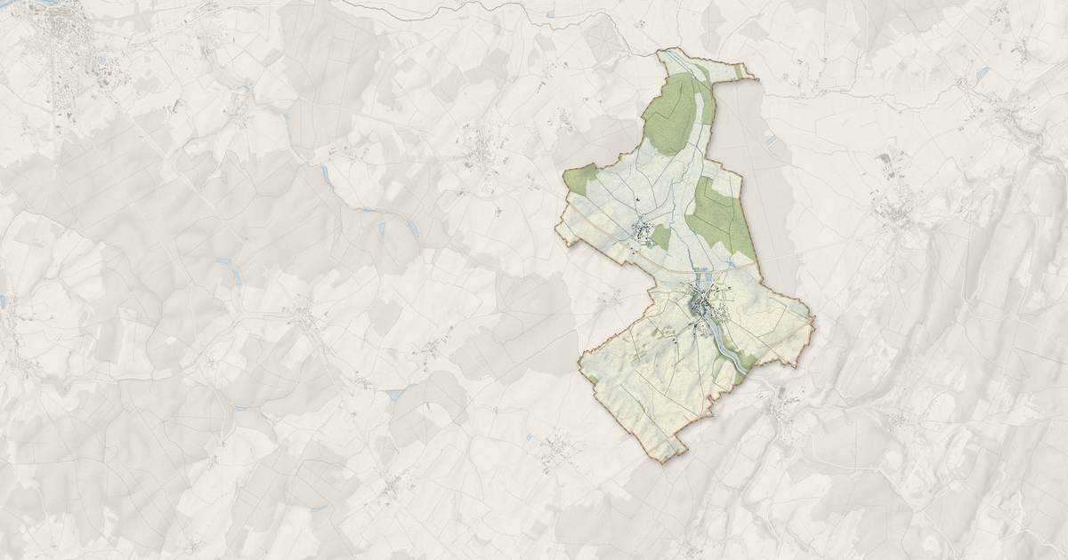 Portrait cartographique de Colombine : relief, eau, forêts, bâti et voies, calculés à partir des données de l'IGN