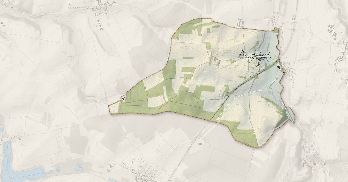 Portrait cartographique de Clans : relief, eau, forêts, bâti et voies, calculés à partir des données de l'IGN