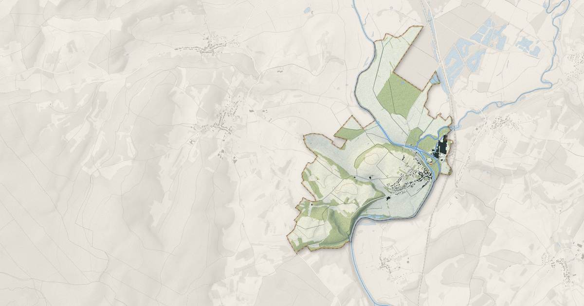 Portrait cartographique de Conflandey : relief, eau, forêts, bâti et voies, calculés à partir des données de l'IGN