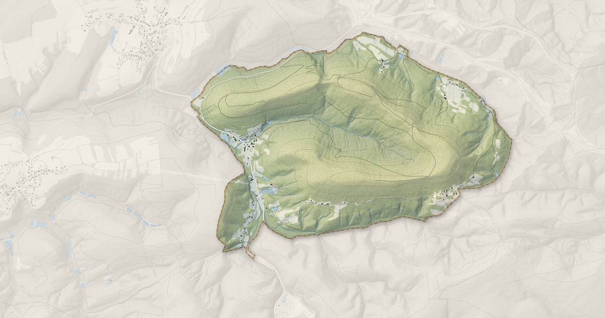 Portrait cartographique de Courmont : relief, eau, forêts, bâti et voies, calculés à partir des données de l'IGN