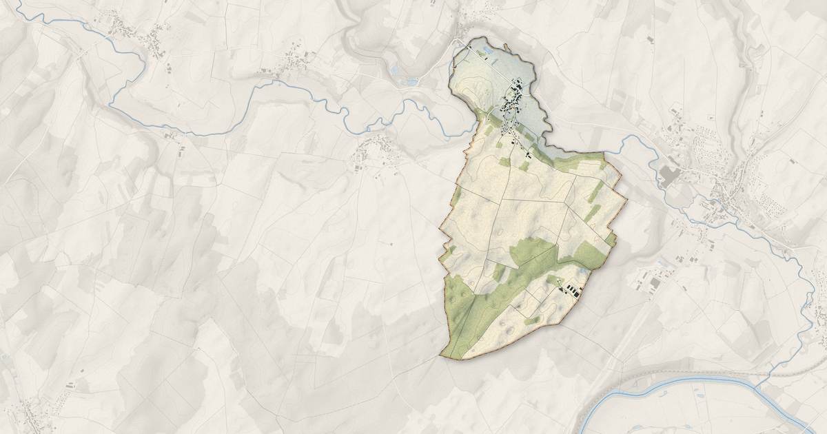 Portrait cartographique de Denèvre : relief, eau, forêts, bâti et voies, calculés à partir des données de l'IGN