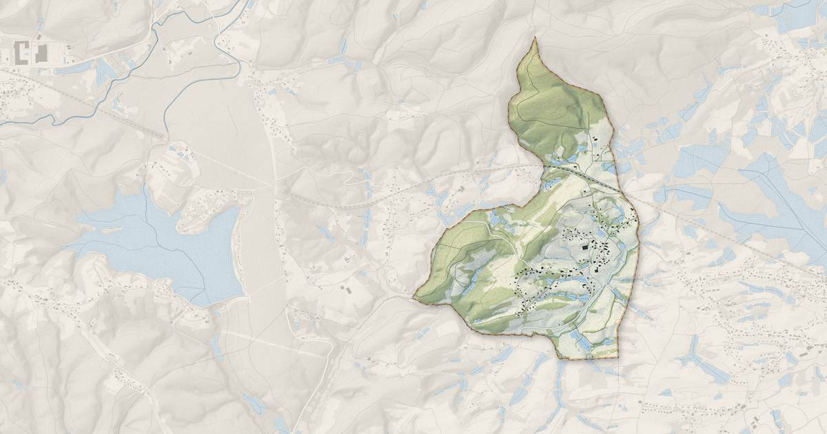 Portrait cartographique de Errevet : relief, eau, forêts, bâti et voies, calculés à partir des données de l'IGN