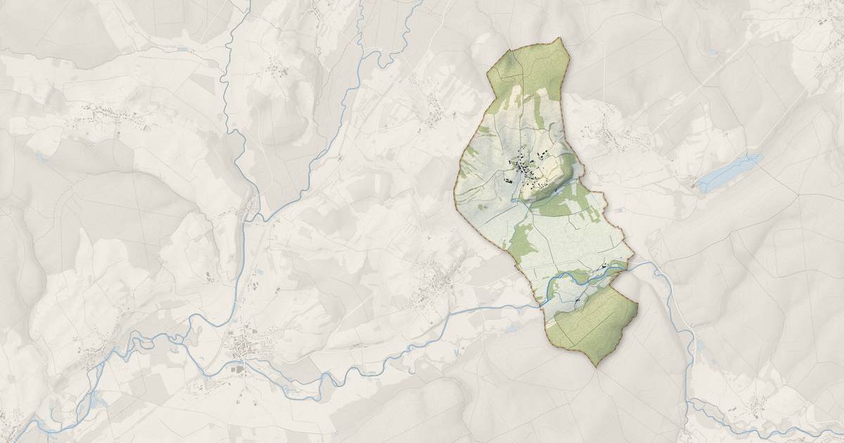 Portrait cartographique de Francalmont : relief, eau, forêts, bâti et voies, calculés à partir des données de l'IGN