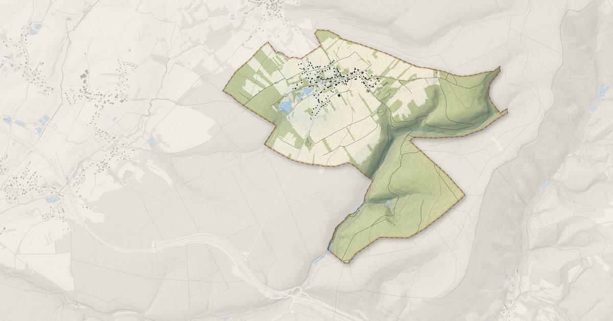 Portrait cartographique de Frédéric-Fontaine : relief, eau, forêts, bâti et voies, calculés à partir des données de l'IGN