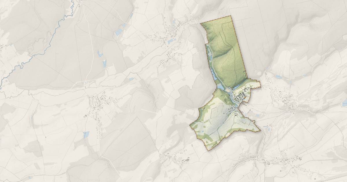 Portrait cartographique de Granges-la-Ville : relief, eau, forêts, bâti et voies, calculés à partir des données de l'IGN