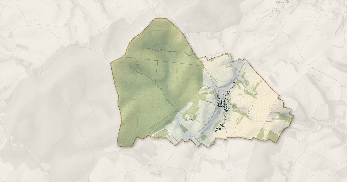 Portrait cartographique de Hurecourt : relief, eau, forêts, bâti et voies, calculés à partir des données de l'IGN