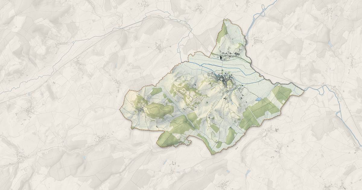 Portrait cartographique de Jussey : relief, eau, forêts, bâti et voies, calculés à partir des données de l'IGN