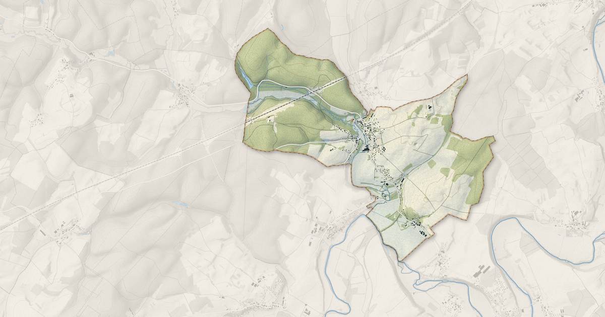 Portrait cartographique de Loulans-Verchamp : relief, eau, forêts, bâti et voies, calculés à partir des données de l'IGN