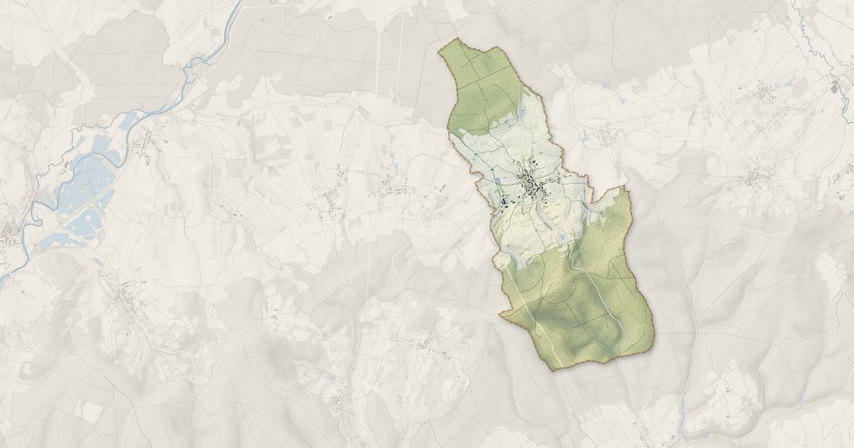 Portrait cartographique de Meurcourt : relief, eau, forêts, bâti et voies, calculés à partir des données de l'IGN