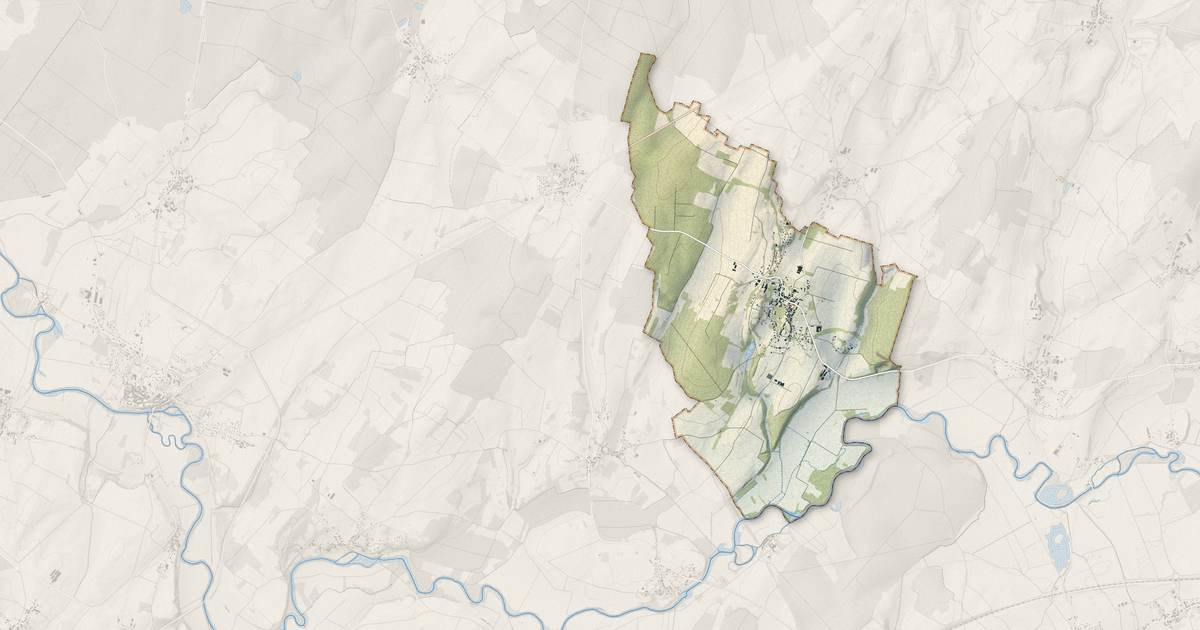 Portrait cartographique de Montagney : relief, eau, forêts, bâti et voies, calculés à partir des données de l'IGN