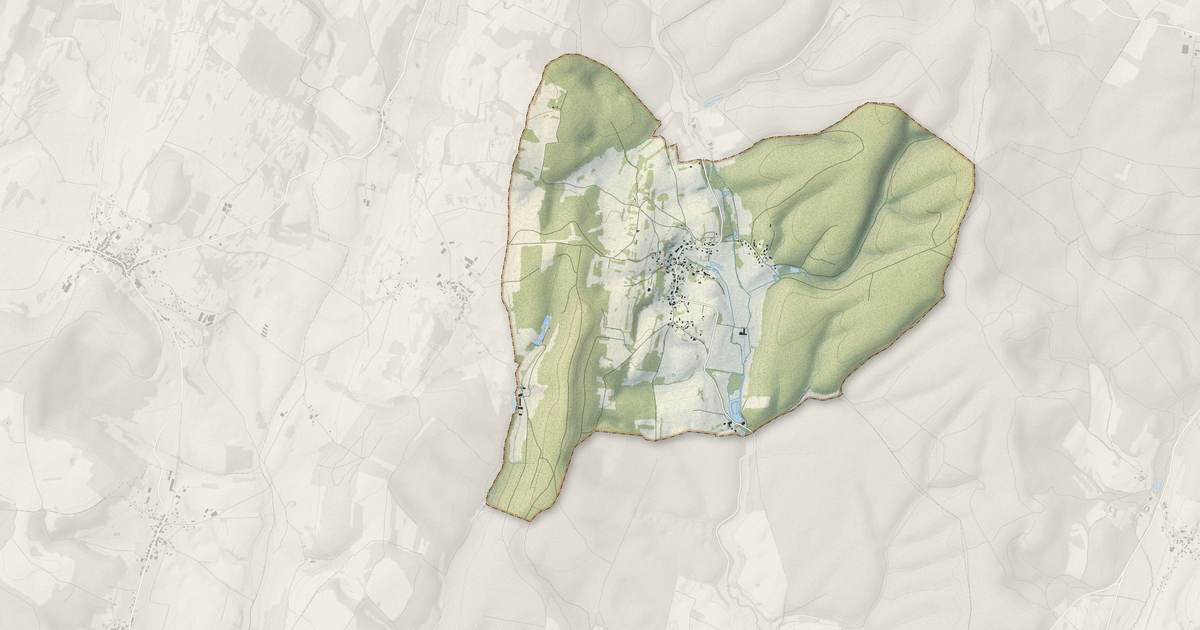 Portrait cartographique de Montarlot-lès-Rioz : relief, eau, forêts, bâti et voies, calculés à partir des données de l'IGN