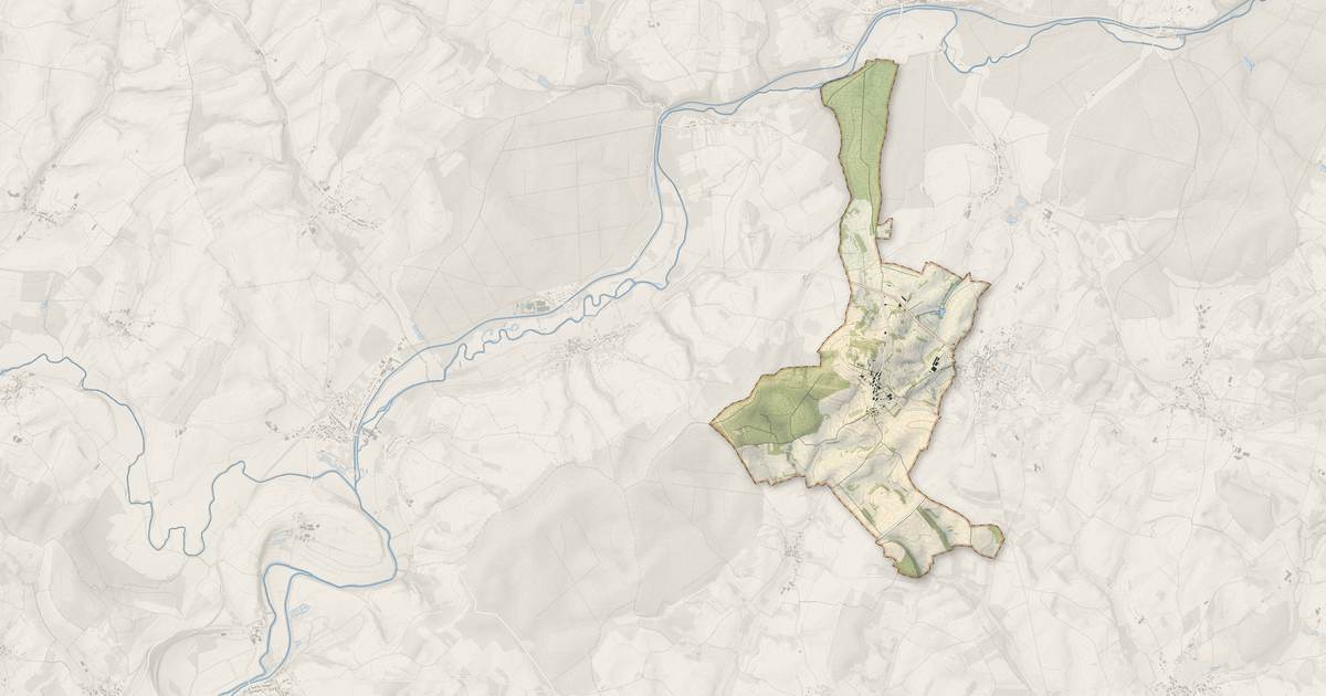 Portrait cartographique de Montdoré : relief, eau, forêts, bâti et voies, calculés à partir des données de l'IGN