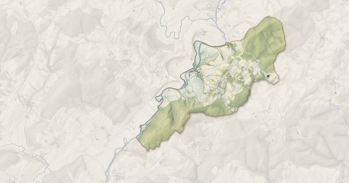 Portrait cartographique de Ormoy : relief, eau, forêts, bâti et voies, calculés à partir des données de l'IGN