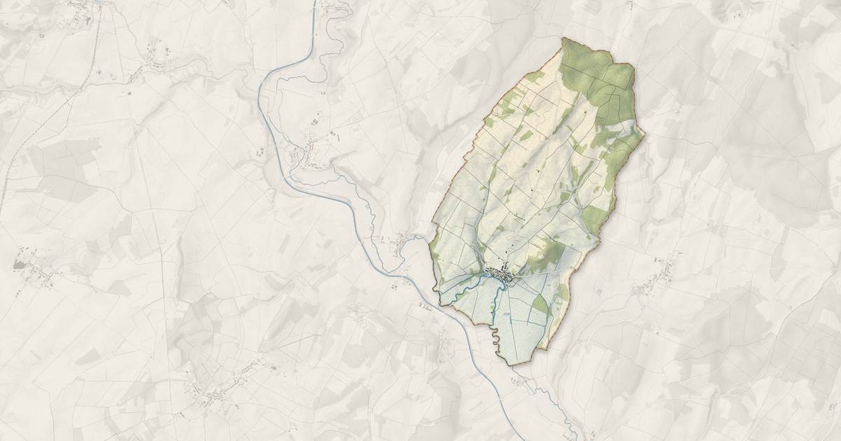 Portrait cartographique de Percey-le-Grand : relief, eau, forêts, bâti et voies, calculés à partir des données de l'IGN