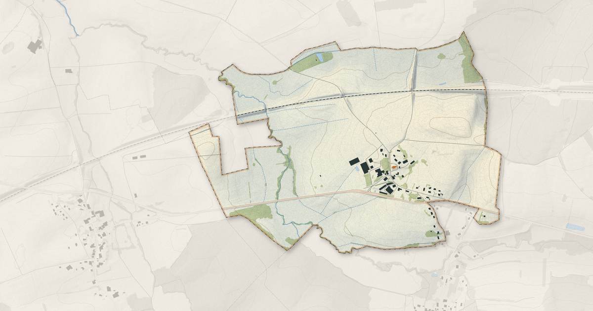 Portrait cartographique de Saint-Ferjeux : relief, eau, forêts, bâti et voies, calculés à partir des données de l'IGN