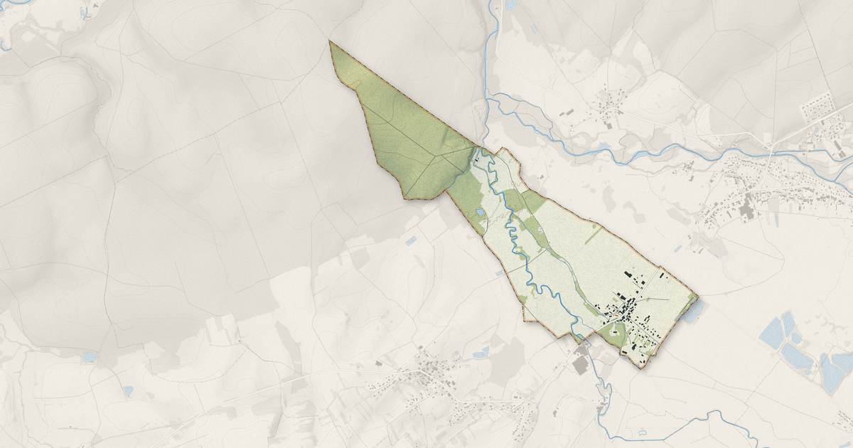 Portrait cartographique de Sainte-Marie-en-Chaux : relief, eau, forêts, bâti et voies, calculés à partir des données de l'IGN