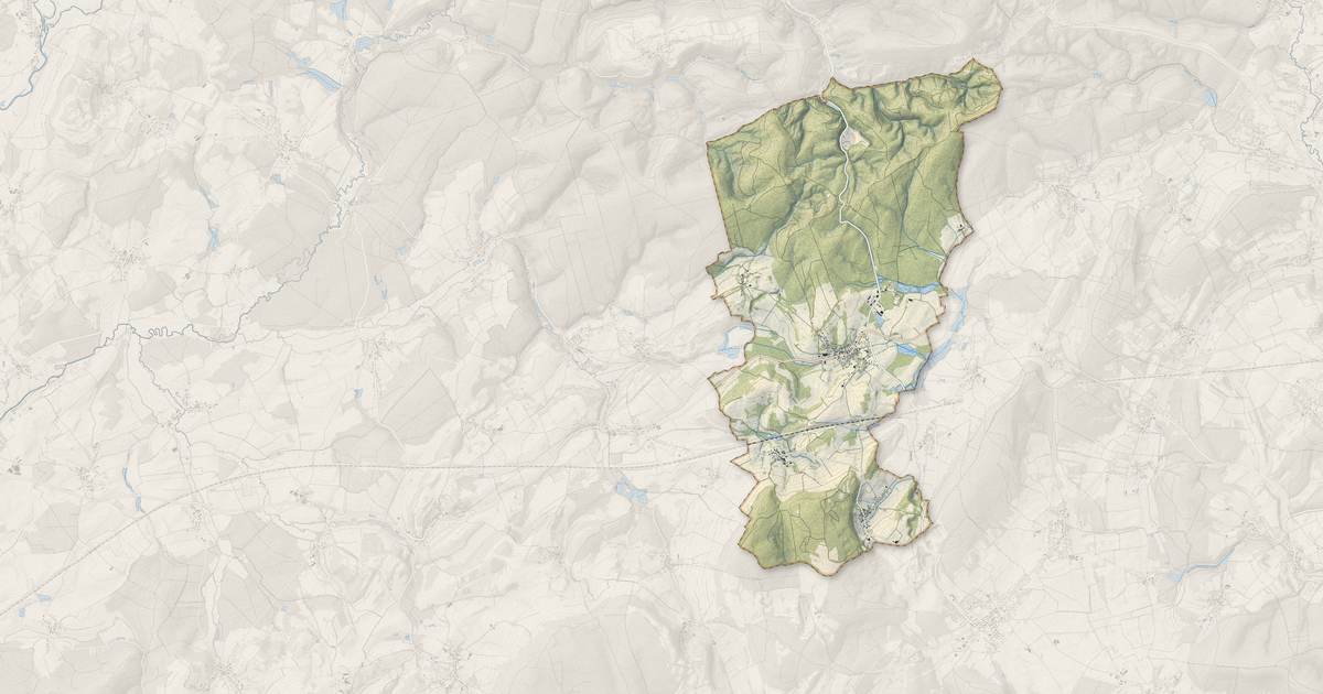 Portrait cartographique de Saulnot : relief, eau, forêts, bâti et voies, calculés à partir des données de l'IGN
