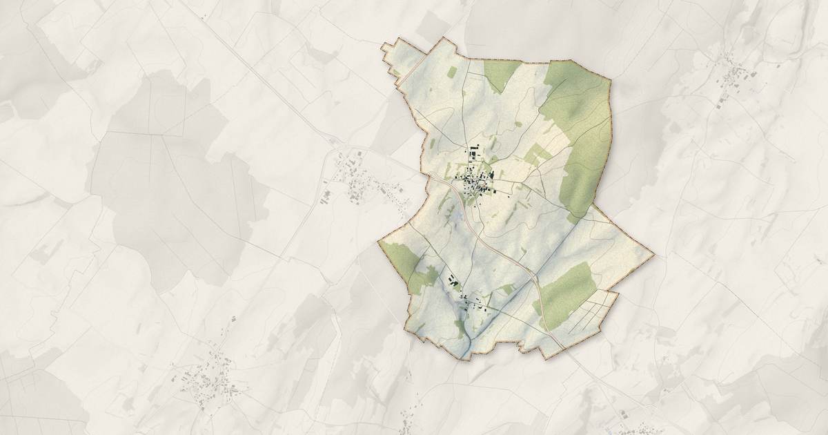 Portrait cartographique de Tromarey : relief, eau, forêts, bâti et voies, calculés à partir des données de l'IGN
