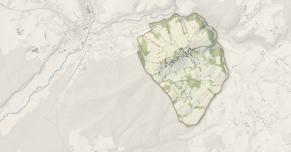 Portrait cartographique de La Vaivre : relief, eau, forêts, bâti et voies, calculés à partir des données de l'IGN