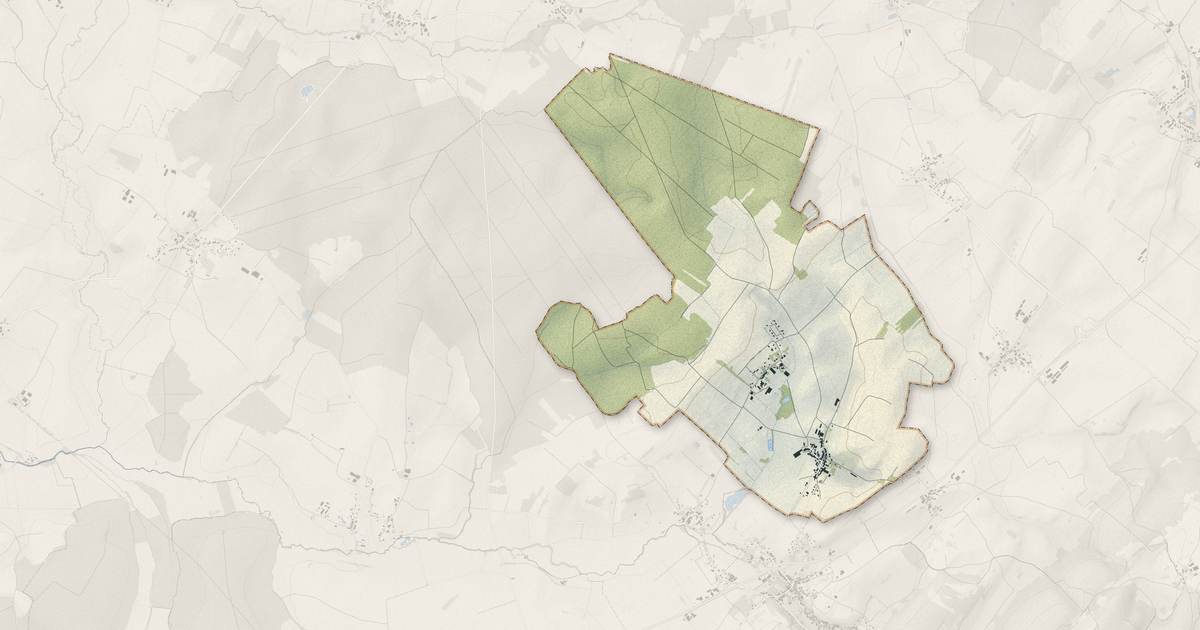 Portrait cartographique de Vantoux-et-Longevelle : relief, eau, forêts, bâti et voies, calculés à partir des données de l'IGN