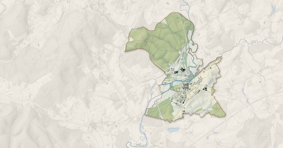 Portrait cartographique de Villersexel : relief, eau, forêts, bâti et voies, calculés à partir des données de l'IGN