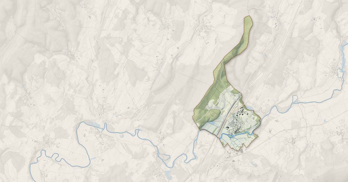 Portrait cartographique de Voray-sur-l'Ognon : relief, eau, forêts, bâti et voies, calculés à partir des données de l'IGN