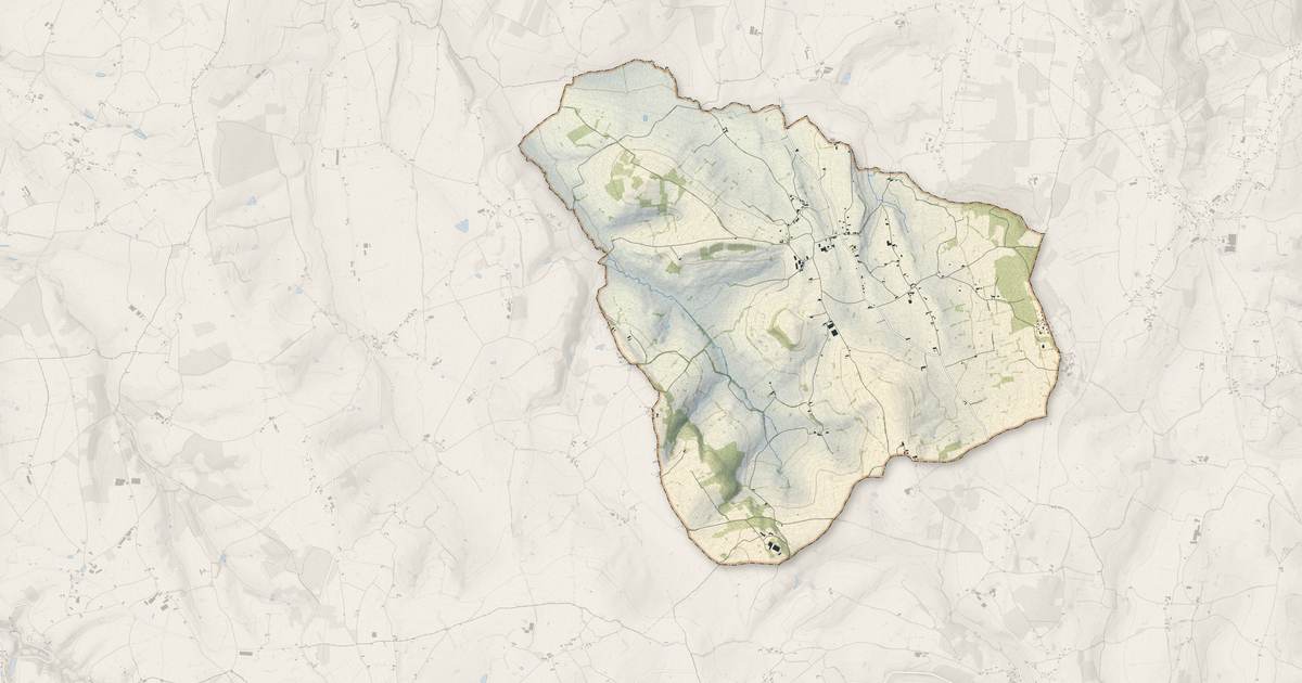 Portrait cartographique de Amanzé : relief, eau, forêts, bâti et voies, calculés à partir des données de l'IGN