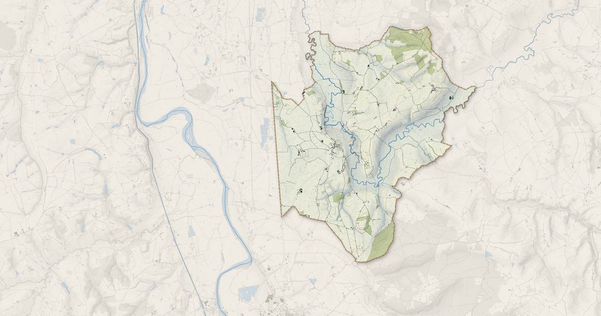 Portrait cartographique de Anzy-le-Duc : relief, eau, forêts, bâti et voies, calculés à partir des données de l'IGN