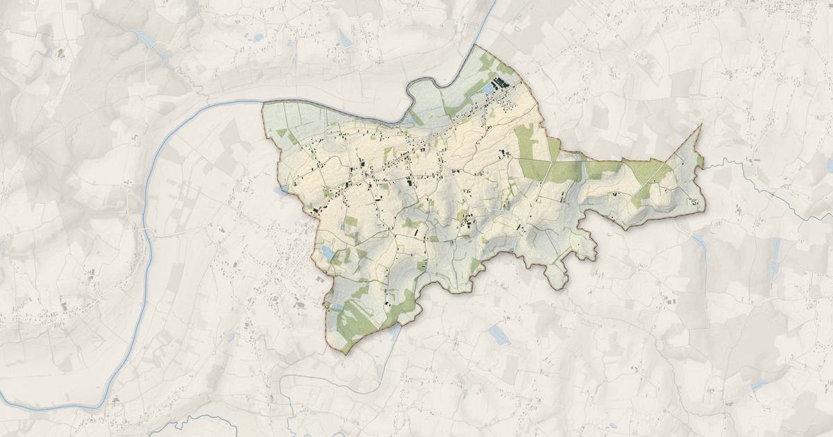 Portrait cartographique de Bantanges : relief, eau, forêts, bâti et voies, calculés à partir des données de l'IGN