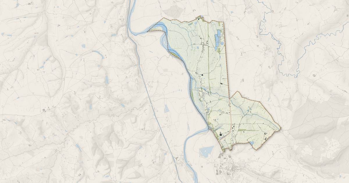 Portrait cartographique de Baugy : relief, eau, forêts, bâti et voies, calculés à partir des données de l'IGN