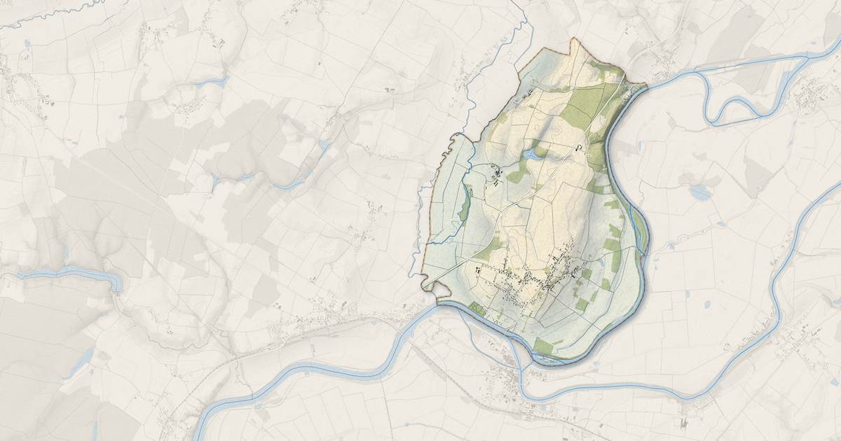 Portrait cartographique de Bragny-sur-Saône : relief, eau, forêts, bâti et voies, calculés à partir des données de l'IGN