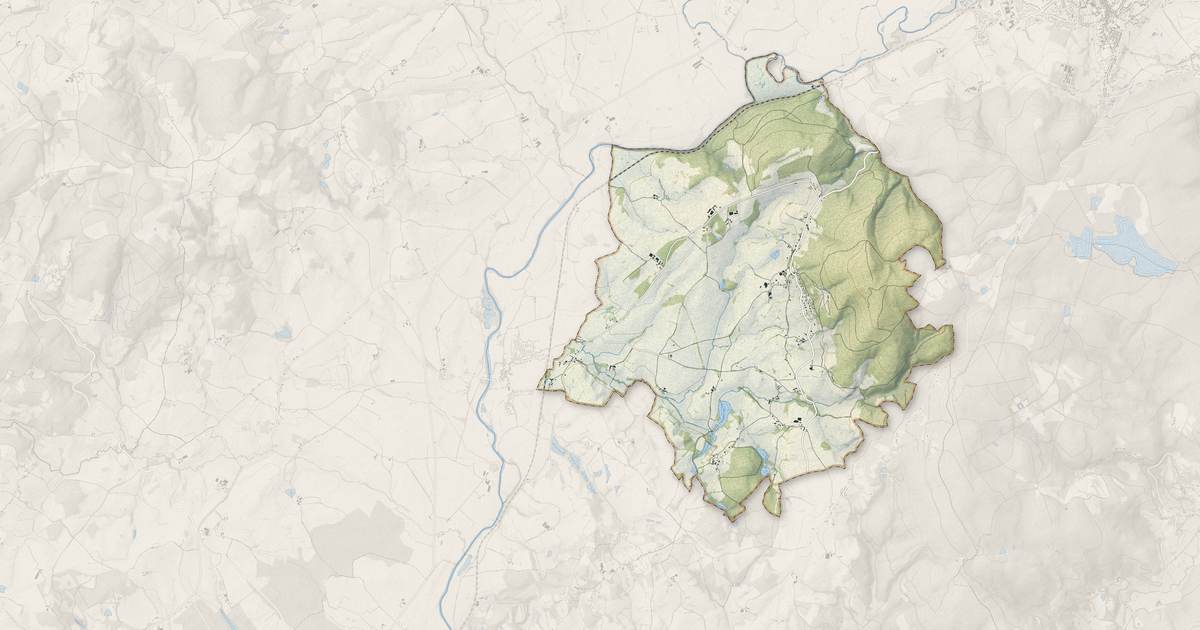 Portrait cartographique de Brion : relief, eau, forêts, bâti et voies, calculés à partir des données de l'IGN