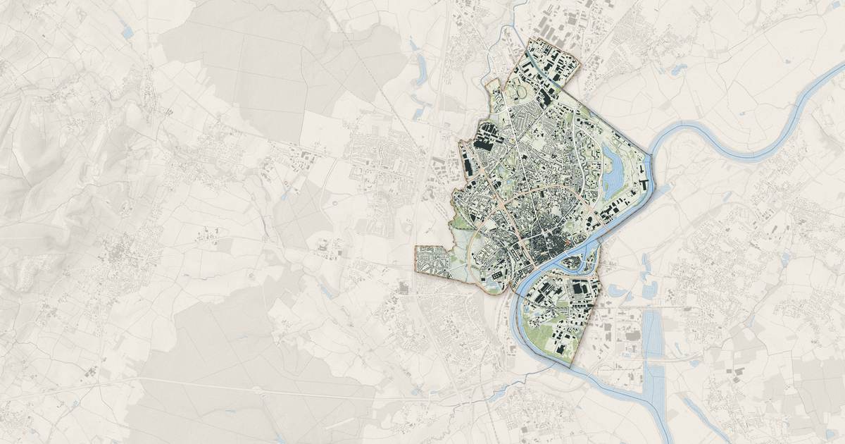Portrait cartographique de Chalon-sur-Saône : relief, eau, forêts, bâti et voies, calculés à partir des données de l'IGN